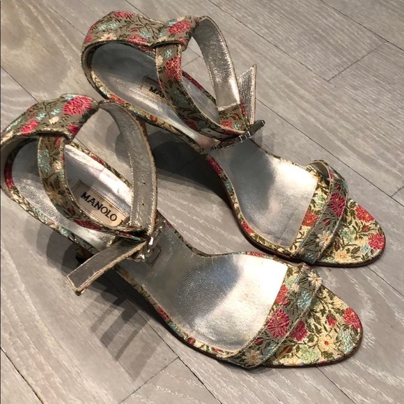 Manolo Blahnik Brocade Sandals - Picture 1 of 6